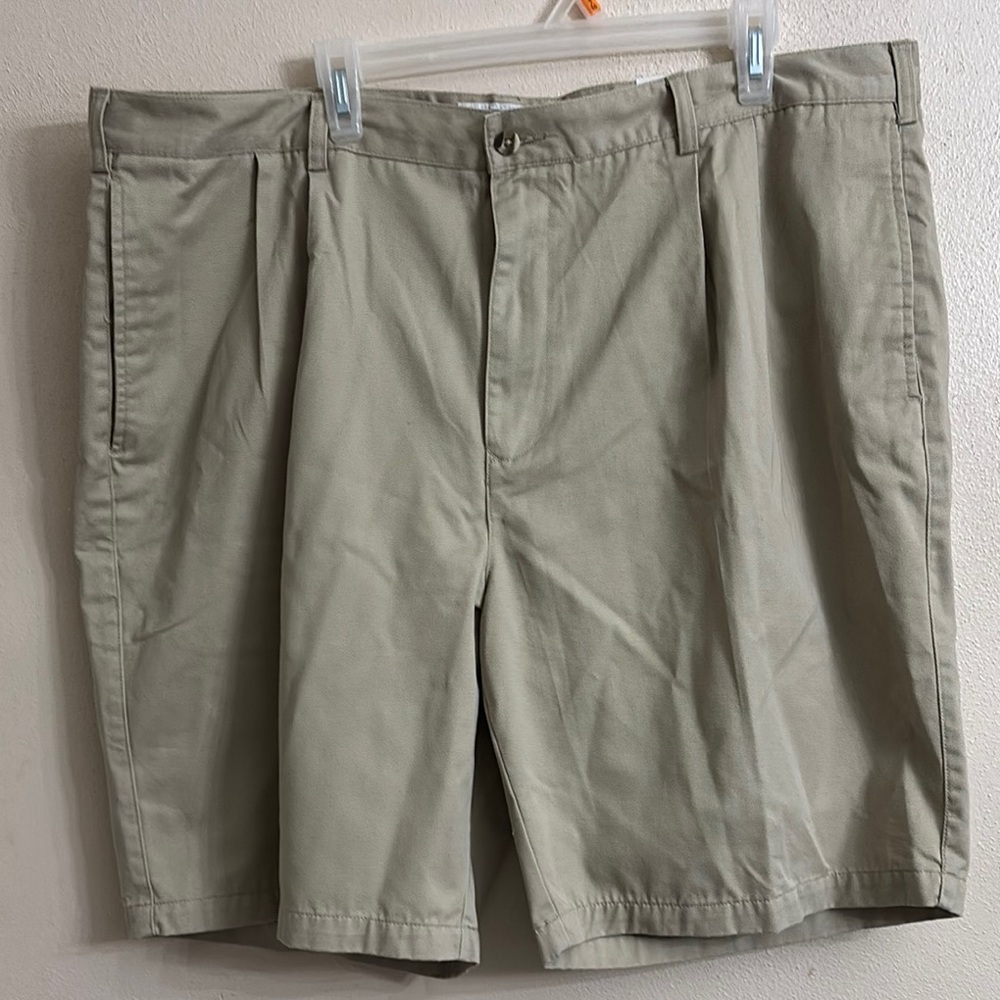 FIELD  FG GEAR Men's Flat Front Khaki Shorts